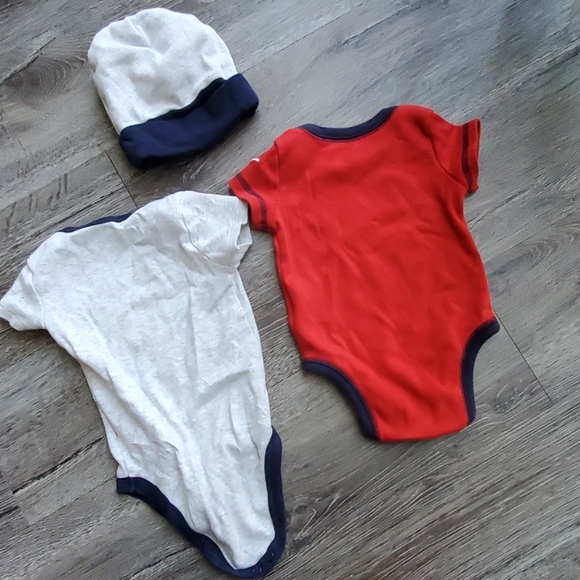 Puma Infant Onesie and Hat Set 0/6 and 0/3 - Picture 5 of 5